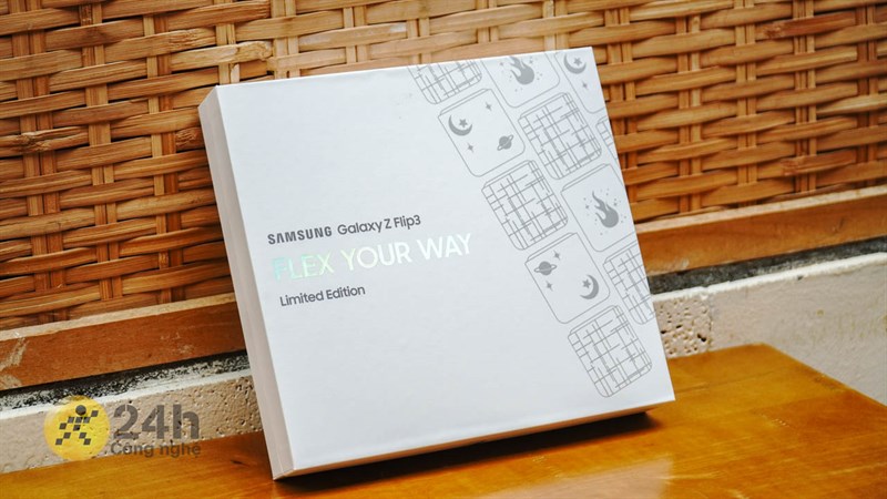 Hộp quà dành cho người dùng đặt trước Galaxy Z Flip3 5G Flex Your Way 2022 thật là xịn! Hộp quà dành cho người dùng đặt trước Galaxy Z Flip3 5G Flex Your Way 2022 thật là xịn!
