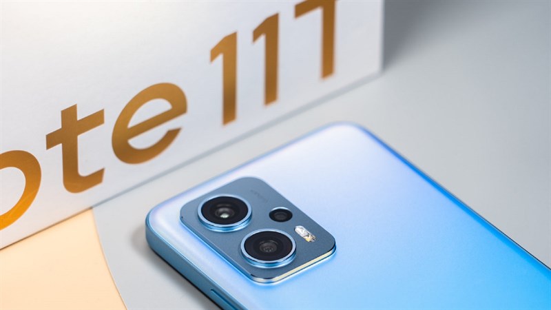 Phần camera của Redmi Note 11T Pro+ được thiết kế lại tạo nên một vẻ hài hòa, đồng nhất về tổng thể