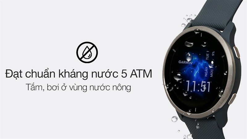 Khả năng kháng nước 5 ATM giúp bạn thoải mái bơi ở những vùng nước thấp Khả năng kháng nước 5 ATM giúp bạn thoải mái bơi ở những vùng nước thấp