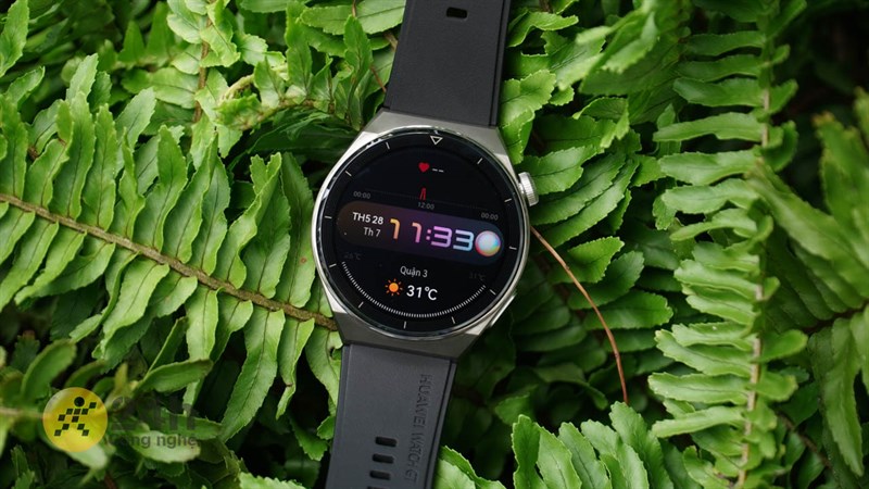 Huawei Watch GT 3 Pro sở hữu vẻ đẹp tinh tế, nam tính với thiết kế mặt tròn phẳng truyền thống