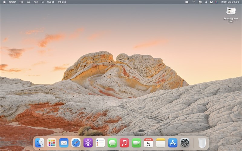 Giao diện desktop của macOS Monterey 12.4 không có quá sự thay đổi so với phiên bản trước Giao diện desktop của macOS Monterey 12.4 không có quá sự thay đổi so với phiên bản trước