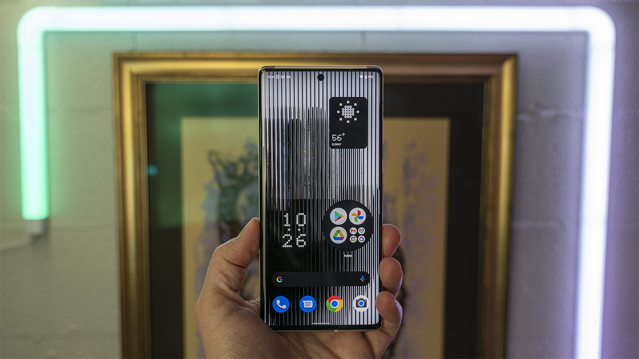 Mặt trước của Nothing Phone Mặt trước của Nothing Phone 1