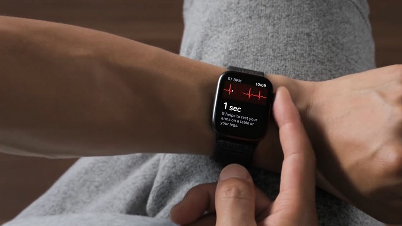 Giới thiệu tính năng theo dõi điện tâm đồ trên Apple Watch Series 7