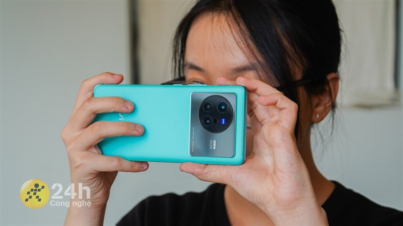 Vivo X80 sở hữu hệ thống camera lên đến 50 MP Vivo X80 sở hữu hệ thống camera lên đến 50 MP