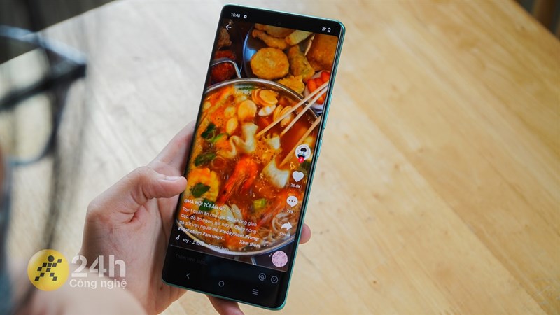 Vivo X80 hứa hẹn mang đến khả năng hiển thị sắc nét cùng các hiệu ứng chuyển cảnh mượt mà Vivo X80 hứa hẹn mang đến khả năng hiển thị sắc nét cùng các hiệu ứng chuyển cảnh mượt mà