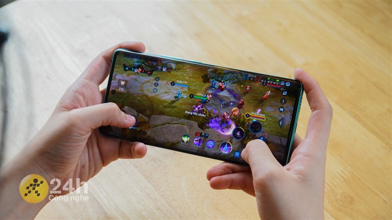 Vivo X80 có hiệu năng mạnh mẽ, cân tốt mọi tựa game Vivo X80 có hiệu năng mạnh mẽ, cân tốt mọi tựa game