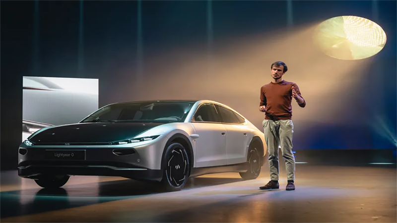 Mẫu xe điện chạy đường dài đầu tiên Lightyear 0 Mẫu xe điện chạy đường dài đầu tiên Lightyear 0