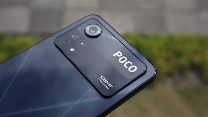 POCO X4 GT Pro sở hữu cụm ba camera với cảm biến chính có độ phân giải 64 MP