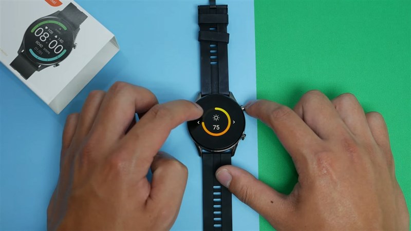 Xiaomi Imilab W12 sở hữu màn hình lớn 1.32 inch với độ sáng cao Xiaomi Imilab W12 sở hữu màn hình lớn 1.32 inch với độ sáng cao