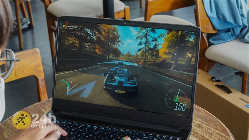 Lenovo IdeaPad Gaming 3 15IHU6 còn được trang bị màn hình tần số quét cao, lên đến 120 Hz.