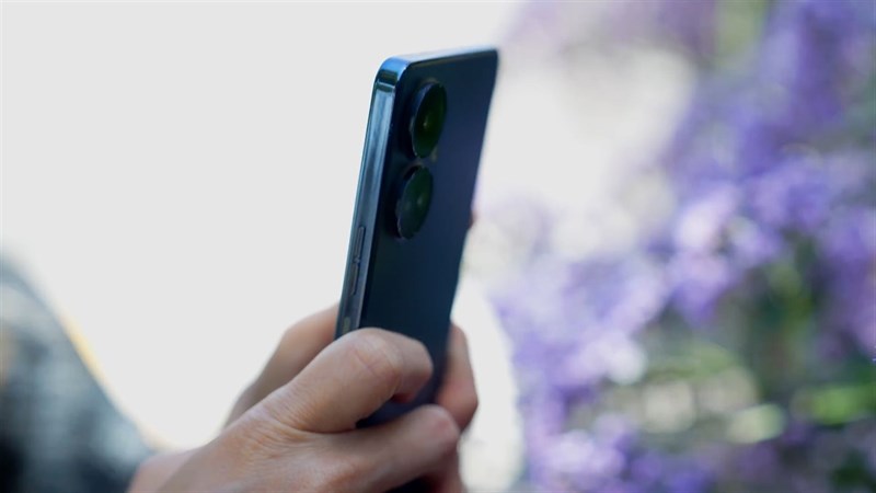 Hiệu năng lẫn mức độ tiêu thụ điện năng của phiên bản Tecno Camon 19 Pro 5G sẽ có phần nhỉnh hơn so với phiên bản 4G Hiệu năng lẫn mức độ tiêu thụ điện năng của phiên bản Tecno Camon 19 Pro 5G sẽ có phần nhỉnh hơn so với phiên bản 4G