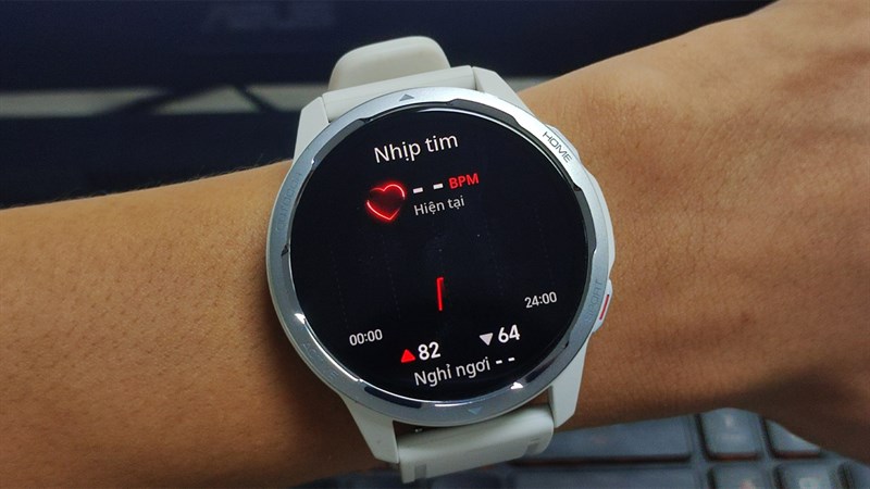 Tính năng đo nịp tim trên Xiaomi Watch S1 Active.