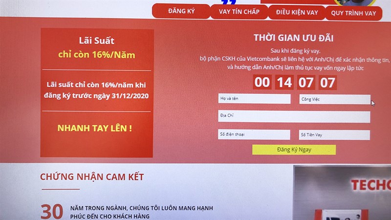 Thậm chí chúng còn tạo website giả Techcombank để lừa đảo