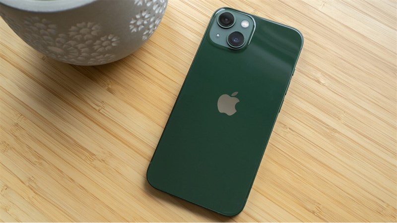 Cập nhật Giá iPhone 13 series hiện tại, giá chỉ từ 22.39 triệu đồng Cập nhật Giá iPhone 13 series hiện tại, giá chỉ từ 22.39 triệu đồng