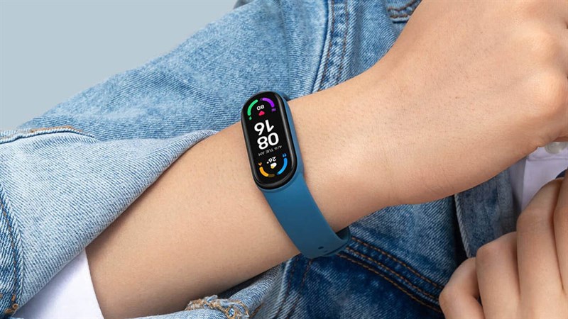 4 chiếc smartband theo dõi sức khoẻ cực tốt, ưu đãi ngon lành 4 chiếc smartband theo dõi sức khoẻ cực tốt, ưu đãi ngon lành