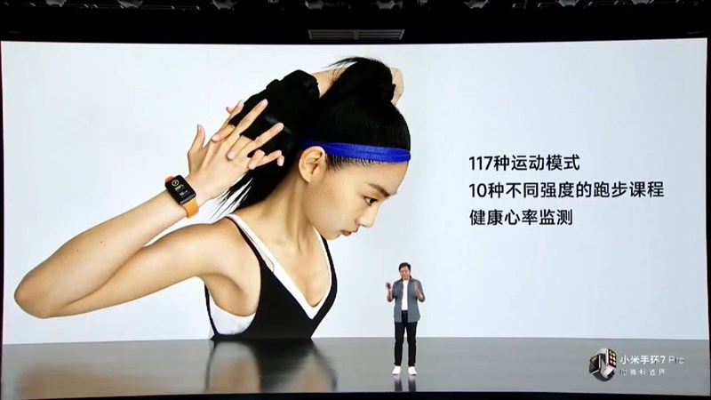 Mi Band 7 Pro được trang bị sẵn 117 bài tập khác nhau giúp bạn thoải mái vận động