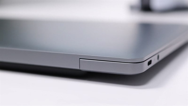Xiaomi Book Pro 16 2022 với các góc cạnh được gia công chi tiết trên từng milimet Xiaomi Book Pro 16 2022 với các góc cạnh được gia công chi tiết trên từng milimet
