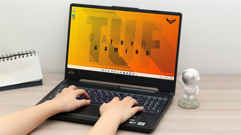 Laptop gaming giảm sốc đến 20%, tặng kèm quà ngon như: Balo, chuột gaming,... Laptop gaming giảm sốc đến 20%, tặng kèm quà ngon như: Balo, chuột gaming,...