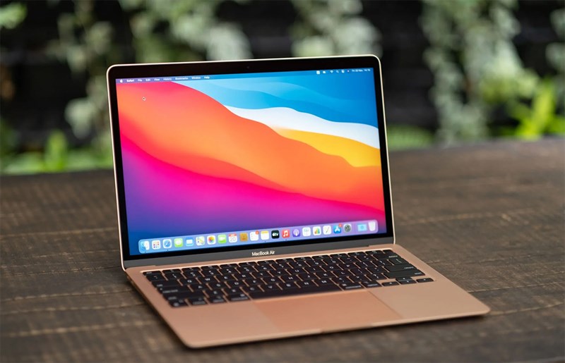 Apple chấm dứt 'mối tình' hơn 30 năm với giám đốc thiết kế Jony Ive Apple chấm dứt 'mối tình' hơn 30 năm với giám đốc thiết kế Jony Ive