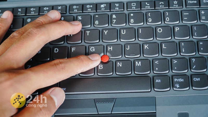 TrackPoint là một trong những điểm nổi bật trên bàn phím của những chiếc ThinkPad.