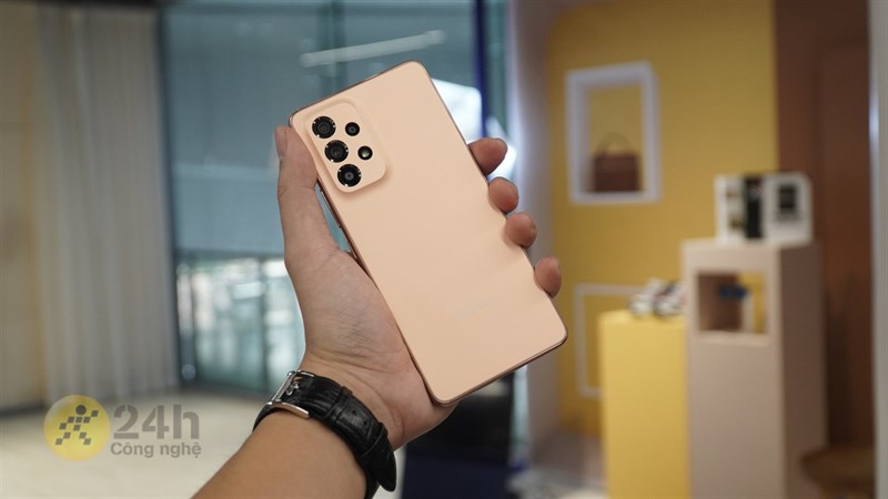 Galaxy A53s có gì mới: Giá 8.5 triệu, Snapdragon 7 Gen 1, camera 64 MP Galaxy A53s có gì mới: Giá 8.5 triệu, Snapdragon 7 Gen 1, camera 64 MP