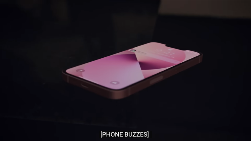 Chiếc iPhone 13 trên bờ vực thẳm Chiếc iPhone 13 trên bờ vực thẳm