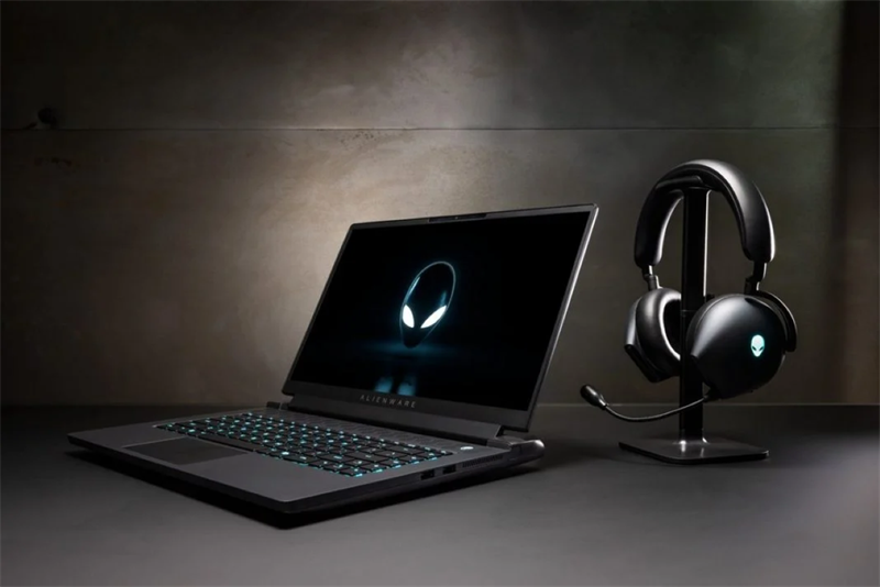 Ảnh Alienware m17 R5