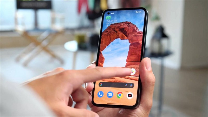 Đánh giá Nothing Phone (1): Thiết kế trong suốt, trụ được 108 tiếng! Đánh giá Nothing Phone (1): Thiết kế trong suốt, trụ được 108 tiếng!