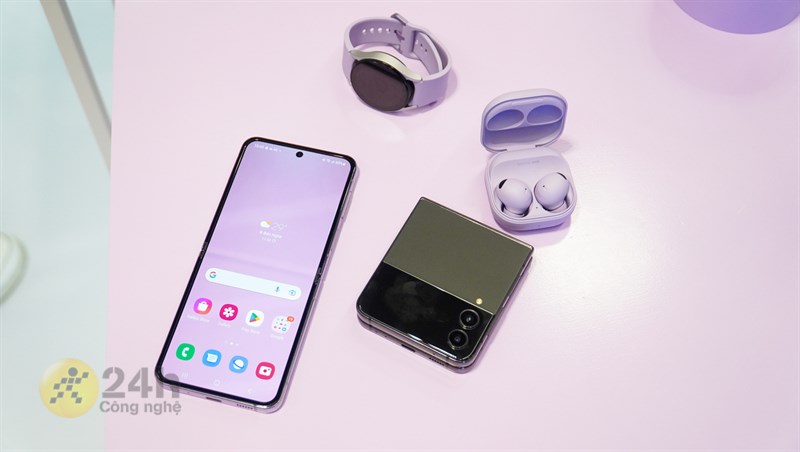 Có nên mua Galaxy Z Flip4? Đỉnh cao công nghệ trong hình hài của sự tiện dụng Có nên mua Galaxy Z Flip4? Đỉnh cao công nghệ trong hình hài của sự tiện dụng