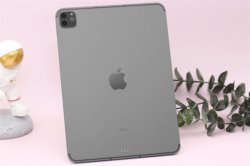 Sale rộn ràng tháng 8, iPad Pro giảm đến 6.3 triệu, mua ngay bạn ơi