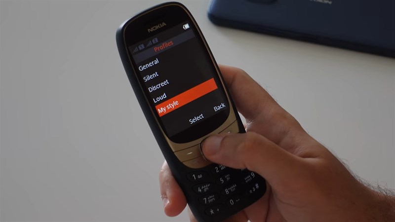 Điện thoại cơ bản vẫ sẽ là một món quà rất ý nghĩa. Nguồn: TheMrNokia I Abdulla Zaki Điện thoại cơ bản vẫ sẽ là một món quà rất ý nghĩa. Nguồn: TheMrNokia I Abdulla Zaki