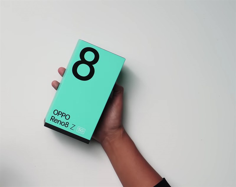 Trên tay OPPO Reno8 Z