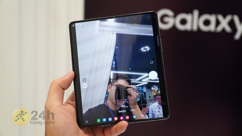 Mình nghĩ chất lượng hình ảnh mà camera của Galaxy Z Fold4 mang lại sẽ có chất lượng ổn áp.