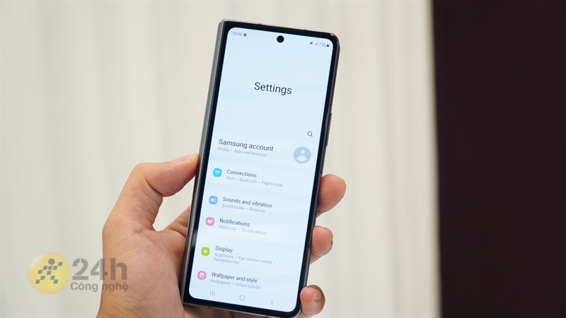Chiếc điện thoại sở hữu cấu hình khủng khi được trang bị chip Snapdragon 8+ Gen1.