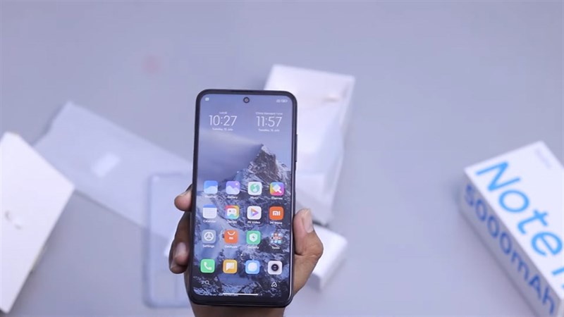 Trên tay Redmi Note 11 SE 5G: Thiết kế độc đáo, hiệu năng tốt, pin khá