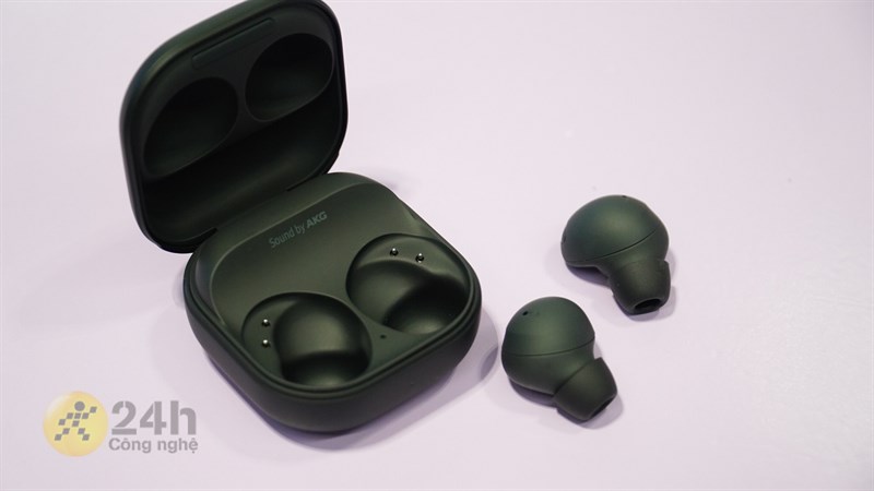 Galaxy Buds2 Pro được trang bị dải loa hai chiều cực xịn sò giúp tái tạo âm thanh chân thực, sống động Galaxy Buds2 Pro được trang bị dải loa hai chiều cực xịn sò giúp tái tạo âm thanh chân thực, sống động