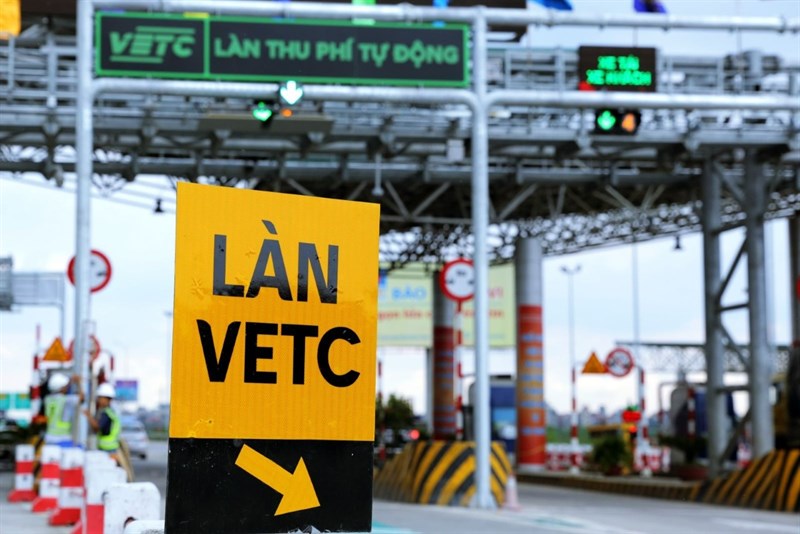 Đề xuất bắt buộc dán thẻ thu phí không dừng ETC khi đăng kiểm xe Đề xuất bắt buộc dán thẻ thu phí không dừng ETC khi đăng kiểm xe