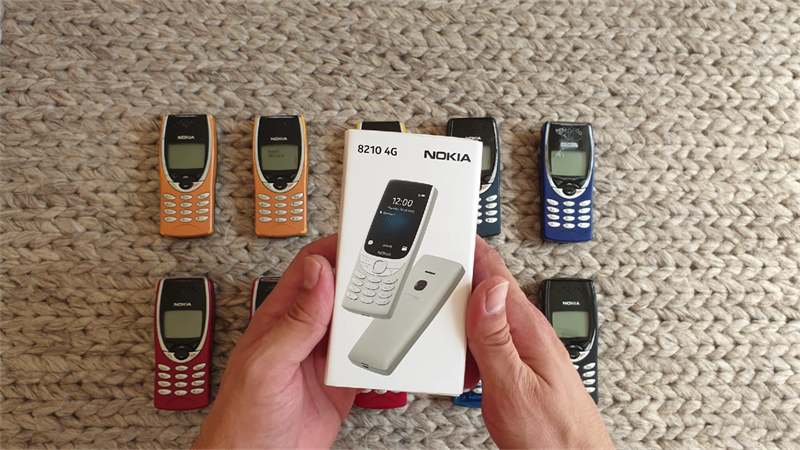 Trên tay Nokia 8210 4G