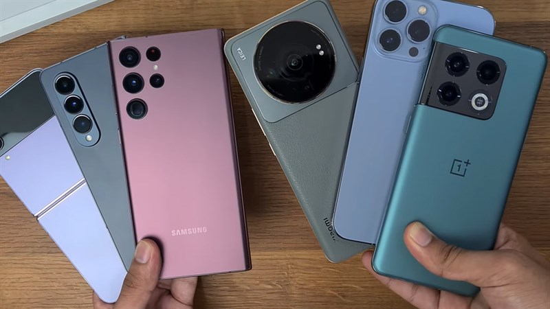 Thử thời lượng pin của Galaxy Z Fold4 và Galaxy Z Flip4