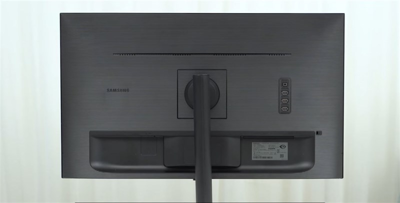 Trên tay màn hình Samsung ViewFinity S8: Món quà cho nhà sáng tạo Trên tay màn hình Samsung ViewFinity S8: Món quà cho nhà sáng tạo