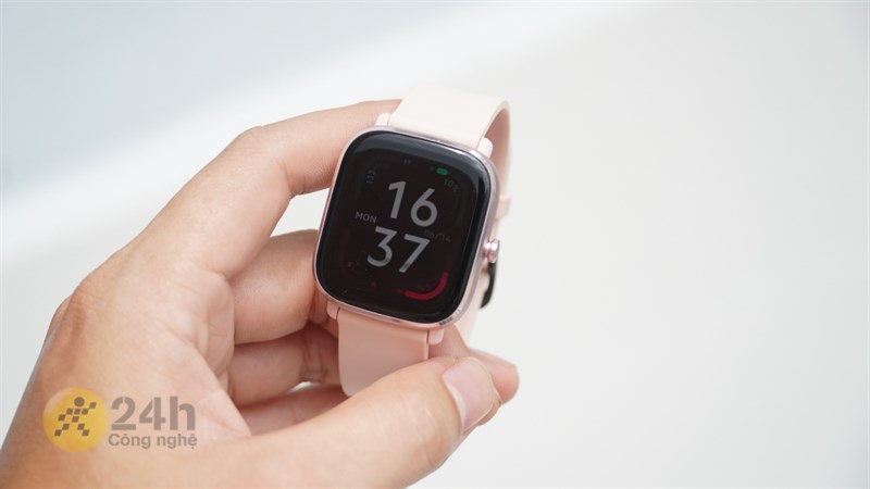 Tậu đồng hồ Amazfit GTS 2 mini giá rẻ bèo với ưu đãi hấp dẫn tháng 8 Tậu đồng hồ Amazfit GTS 2 mini giá rẻ bèo với ưu đãi hấp dẫn tháng 8