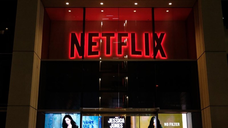 Netflix cần làm mọi cách để lấy lại khách hàng đã mất