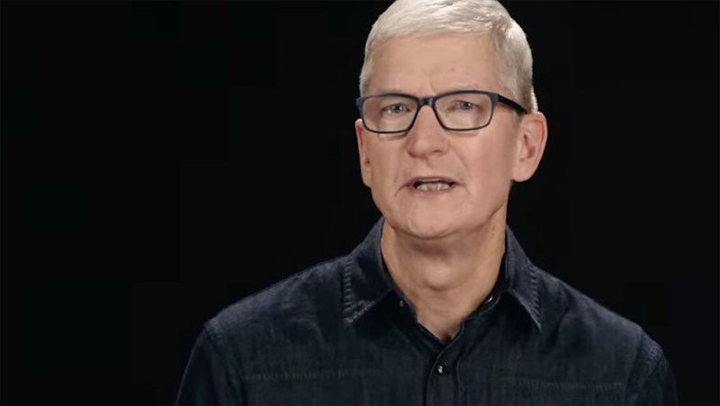 Hình ảnh CEO Tim Cook trong buổi phỏng vấn