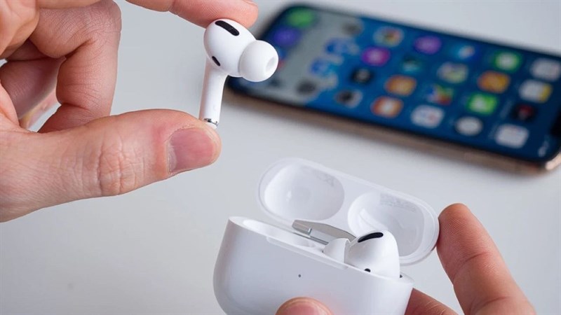 Thiết kế hiện đại trên AirPods Pro Thiết kế hiện đại trên AirPods Pro