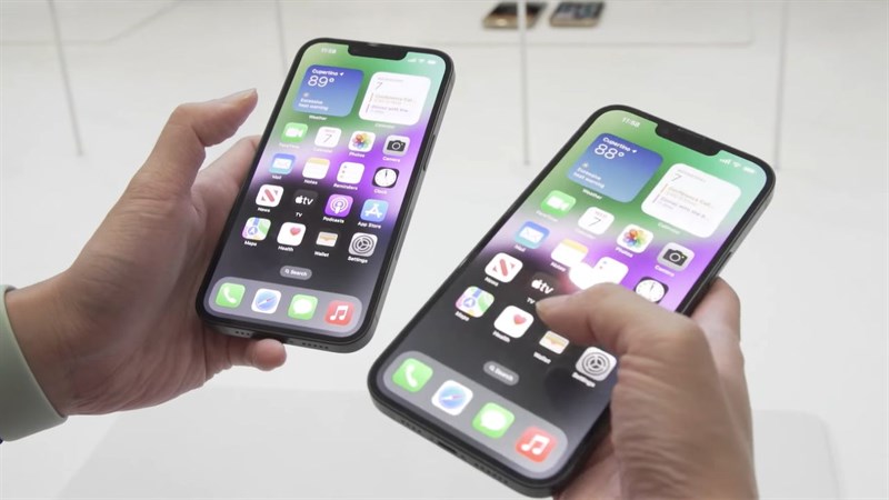 iPhone 14 thì vẫn sử dụng màn hình khoét ‘tai thỏ’ huyền thoại của Apple. iPhone 14 thì vẫn sử dụng màn hình khoét ‘tai thỏ’ huyền thoại của Apple.
