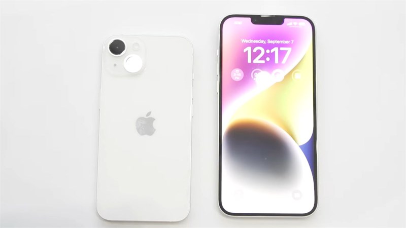 Có thể dễ dàng nhận thấy cấu hình của iPhone 14 tương đồng khá nhiều so với thế hệ iPhone 13 tiền nhiệm. Có thể dễ dàng nhận thấy cấu hình của iPhone 14 tương đồng khá nhiều so với thế hệ iPhone 13 tiền nhiệm.