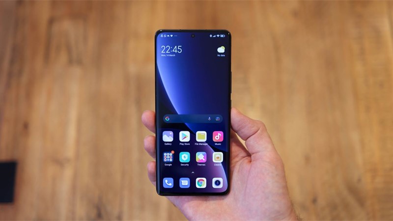 Smartphone 5G kèm sạc không dây khuyến mãi hơn 5 triệu dịp cuối tuần Smartphone 5G kèm sạc không dây khuyến mãi hơn 5 triệu dịp cuối tuần