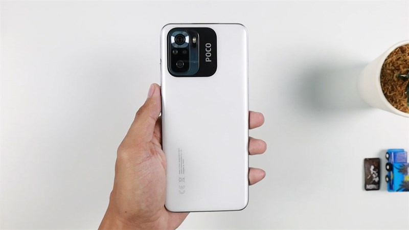 POCO M5s có giá 209 Euro (khoảng 5 triệu đồng), một mức giá rất dễ dàng để tiếp cận POCO M5s có giá 209 Euro (khoảng 5 triệu đồng), một mức giá rất dễ dàng để tiếp cận