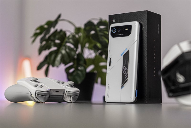 Trên tay ROG Phone 6 chính thức tại Việt Nam Trên tay ROG Phone 6 chính thức tại Việt Nam