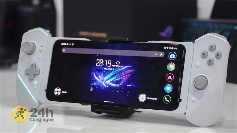 Trên tay ROG Phone 6 chính thức tại Việt Nam Trên tay ROG Phone 6 chính thức tại Việt Nam